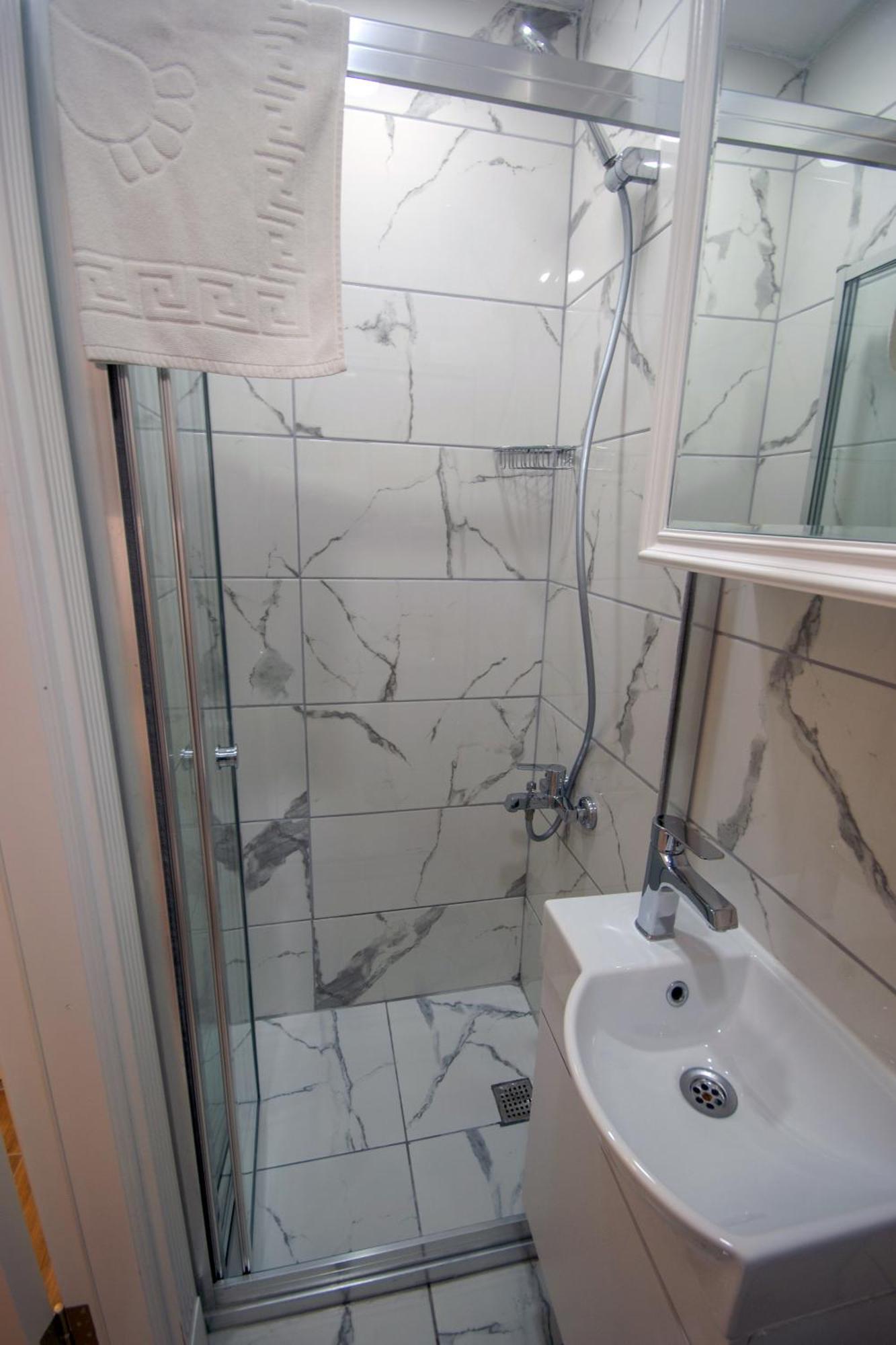 Iq Hotel Beyoglu Stambuł Zewnętrze zdjęcie
